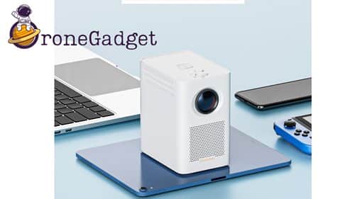 מיני מקרן חכם באיכות צפיה PRO WIFI 4k מתחבר לאנדרואיד 10.0, מחשב וטאבלט כולל מסך הקרנה וחצובה למקרן